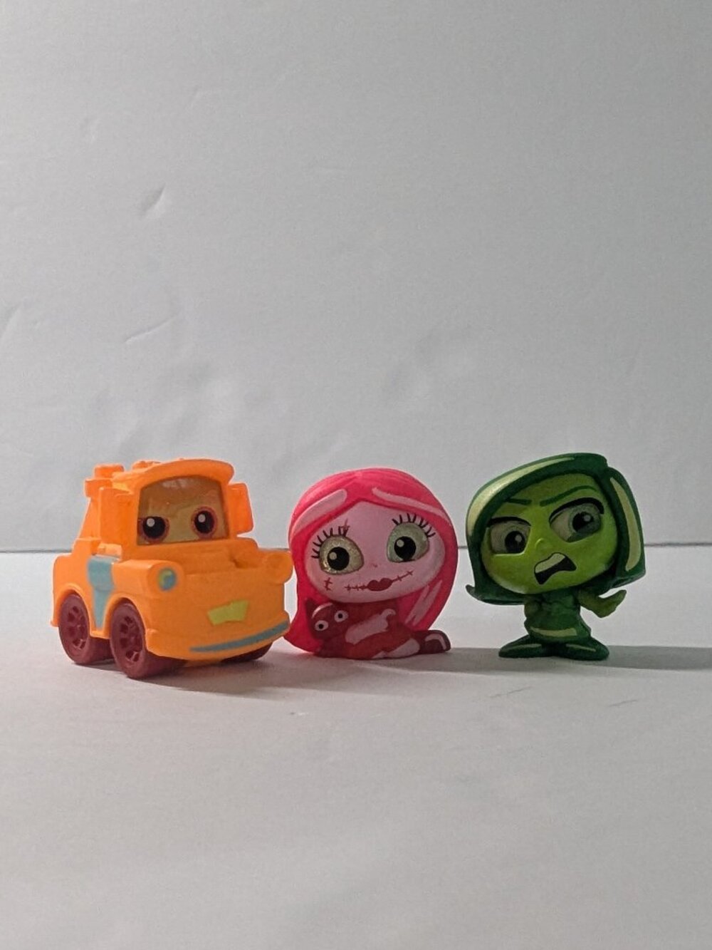 Disney Doorables Neon Pop Rare Set – Disgust, Sally & Mater